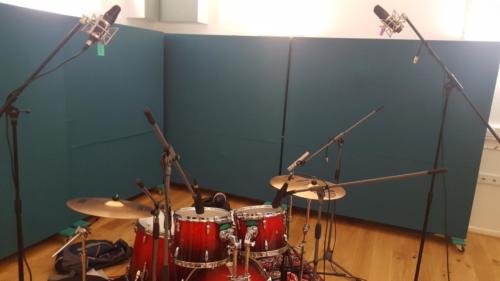 Tracking Drums