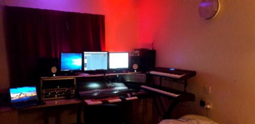 Studio 2016